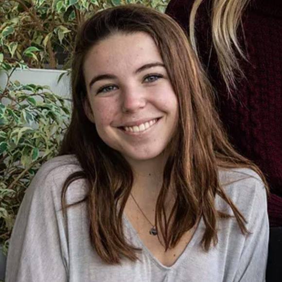 Meet your Posher, Victoria - Picture 1 of 1